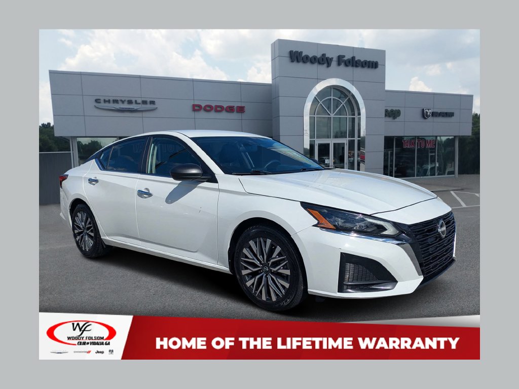 Used 2025 Nissan Altima 2.5 SV Sedan