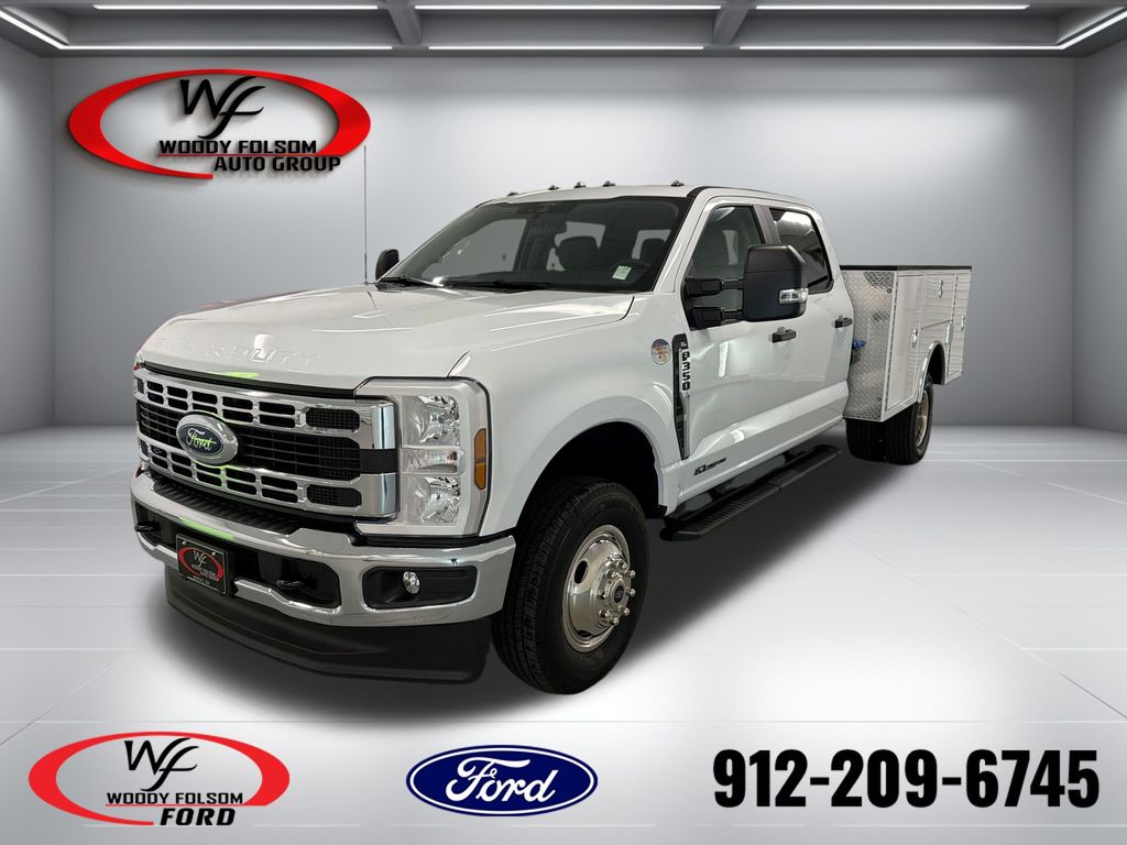 2026 Ford F-350 Super Duty Chassis Cab