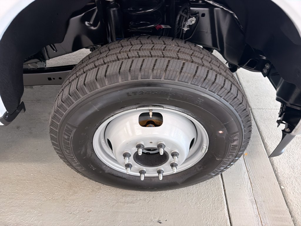 New 2027 Ford F-350SD XL Chassis