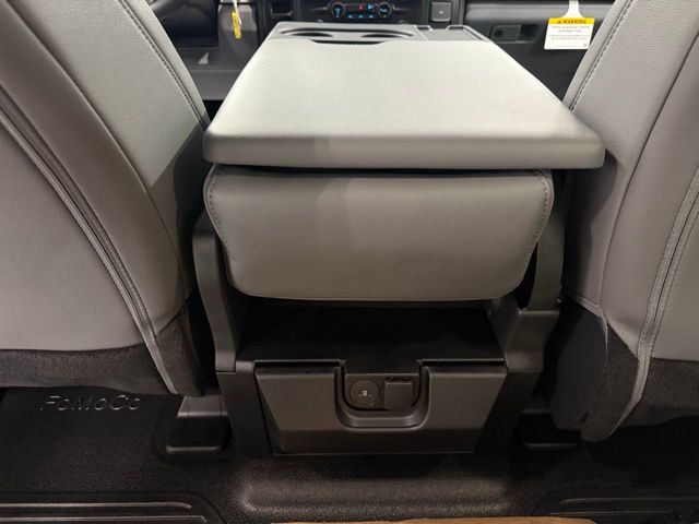 2026 Ford F-350 Super Duty Chassis Cab XL - Photo 16