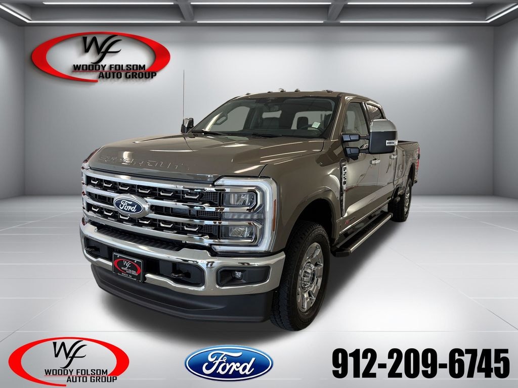 New 2027 Ford F-250SD Lariat Truck