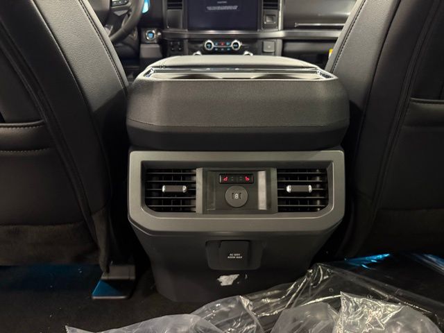 2026 Ford F-350 Super Duty Lariat - Photo 18