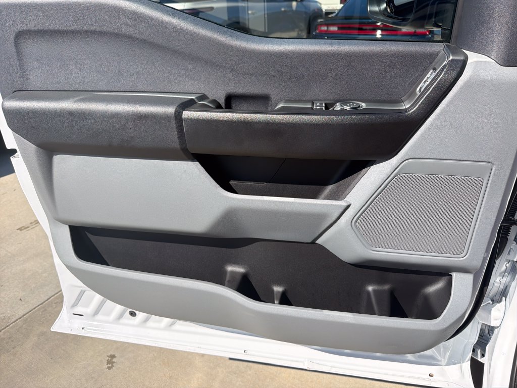2026 Ford F-550 Super Duty Chassis Cab XL - Photo 13
