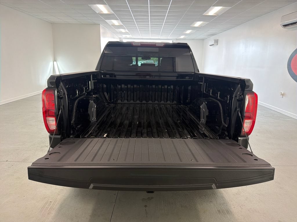 2026 GMC Sierra 1500 SLE - Photo 9