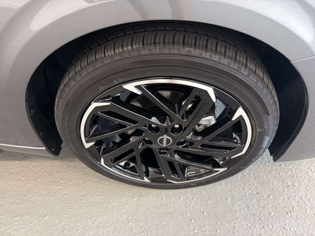 New 2027 Nissan Sentra SR Sedan