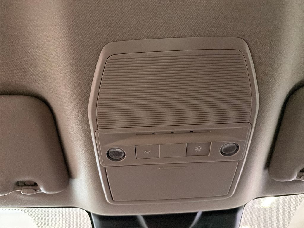 2026 Nissan Sentra SR - Photo 17