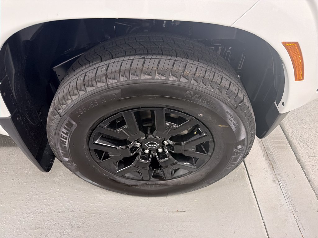 New 2027 Nissan Frontier SV Truck Crew Cab