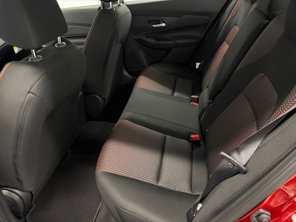 2026 Nissan Sentra SR - Photo 14