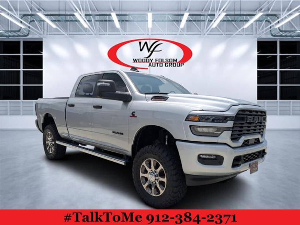New 2026 Ram 2500 BIG HORN CREW CAB 4X4 6'4 BOX Pickup