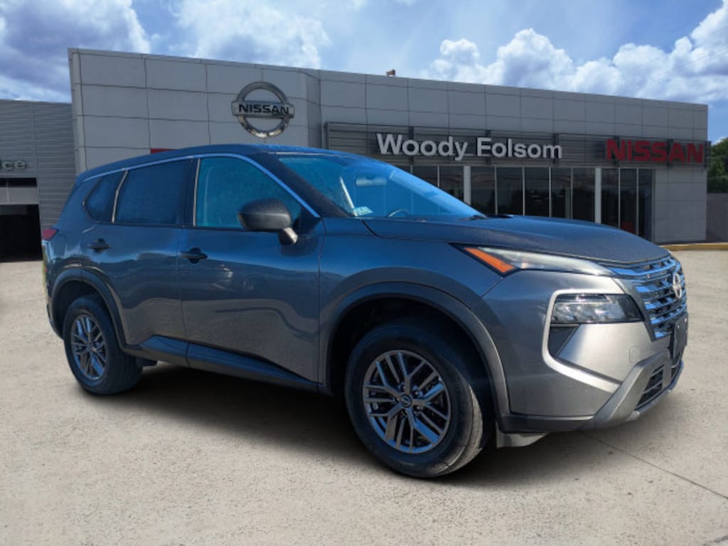 Used 2024 Nissan Rogue S SUV