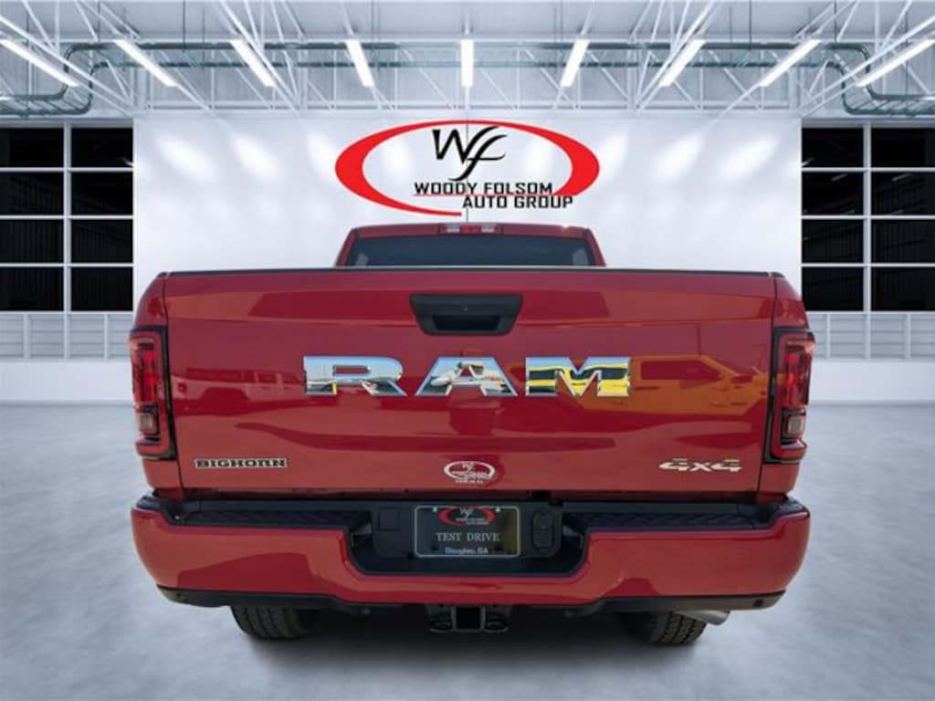 New 2026 Ram 2500 BIG HORN CREW CAB 4X4 6'4 BOX Pickup