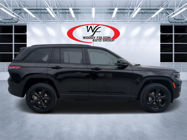 Used 2025 Jeep Grand Cherokee Altitude X SUV