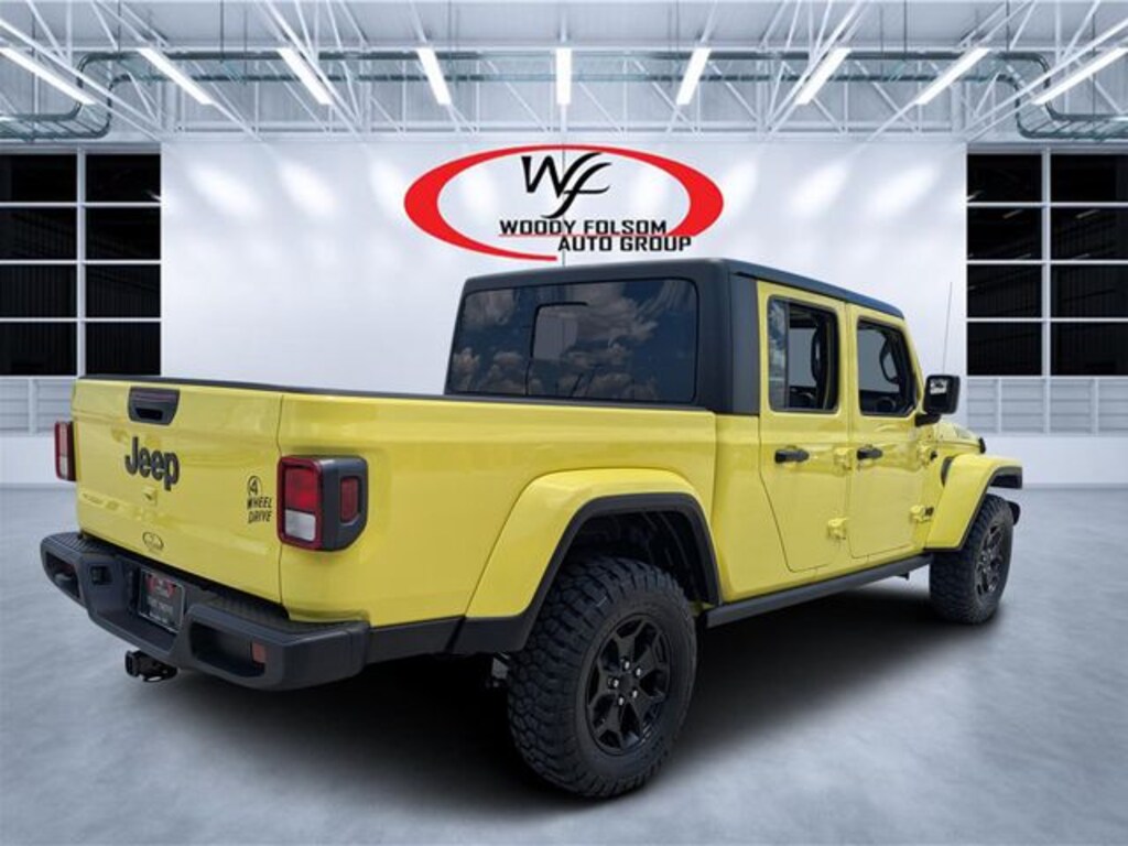 Used 2023 Jeep Gladiator Willys Truck