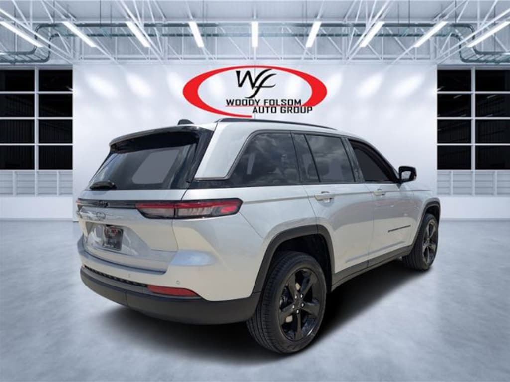 New 2026 Jeep Grand Cherokee LIMITED 4X2 Sport Utility