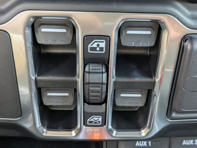 2023 Jeep Wrangler 4xe Willys 4XE - Photo 20