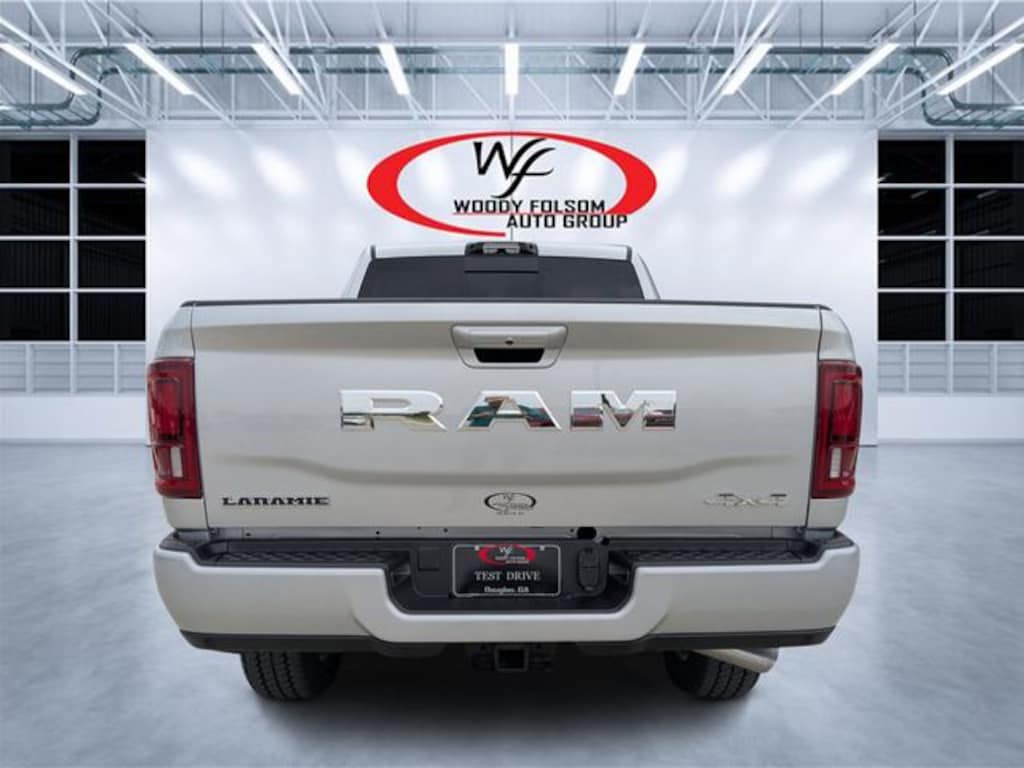 New 2026 Ram 2500 LARAMIE CREW CAB 4X4 6'4 BOX Pickup