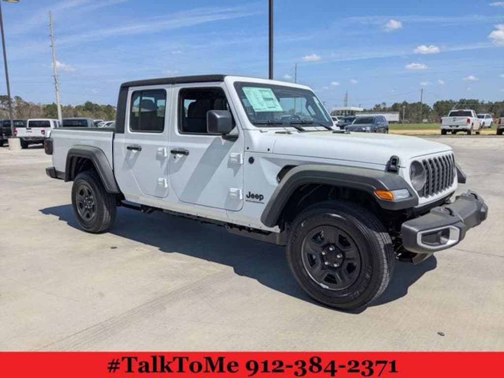 New 2026 Jeep Gladiator SPORT 4X4 Pickup