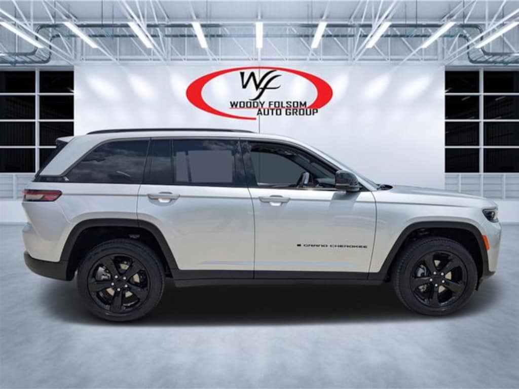 New 2026 Jeep Grand Cherokee LIMITED 4X2 Sport Utility