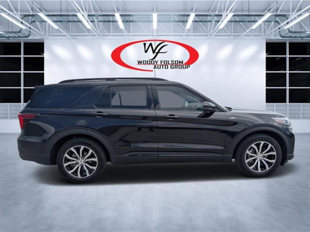 Used 2025 Ford Explorer ST-Line SUV