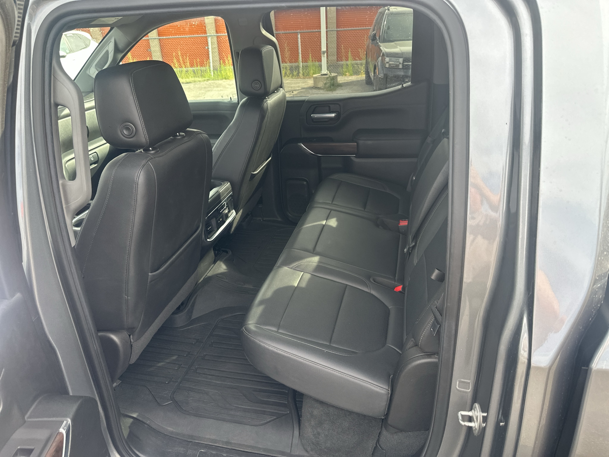 2021 GMC Sierra 1500 SLT - Photo 15