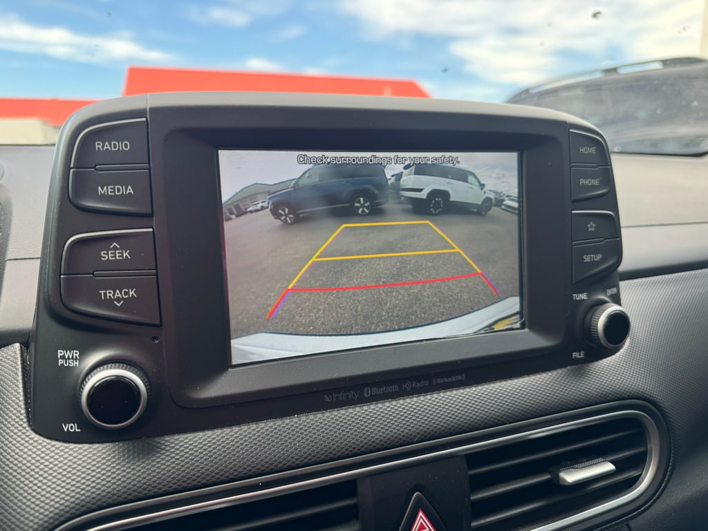 2020 Hyundai Kona Limited - Photo 14