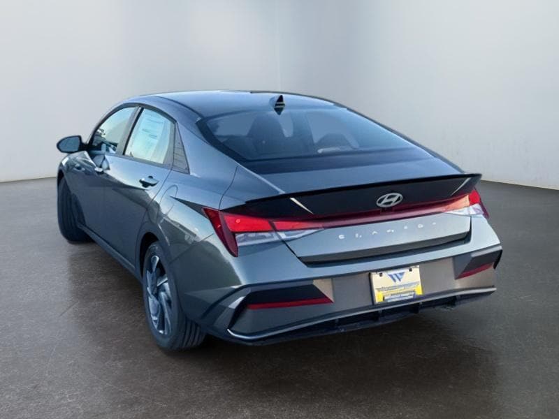 2025 Hyundai Elantra SEL - Photo 7