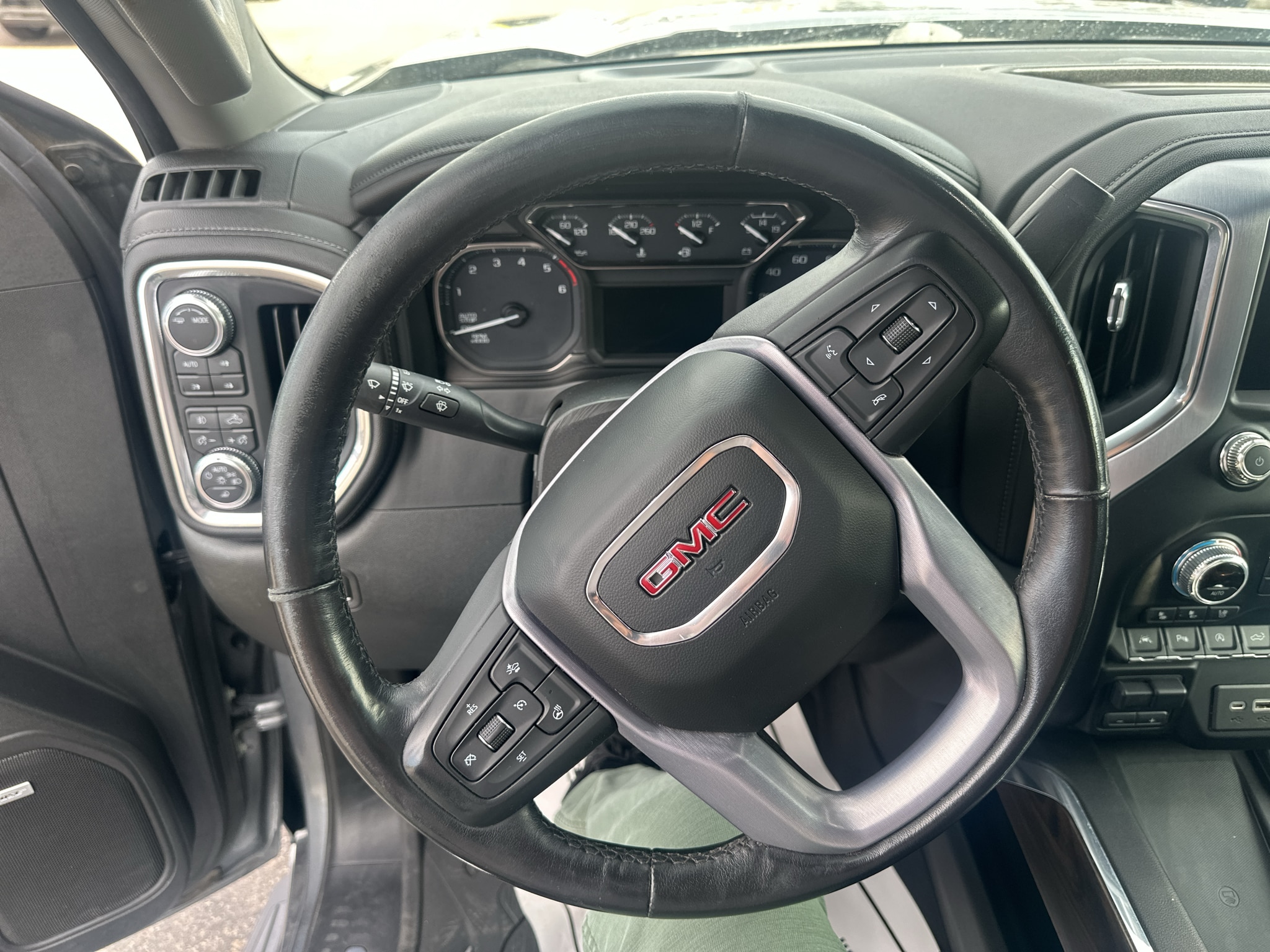 2021 GMC Sierra 1500 SLT - Photo 14