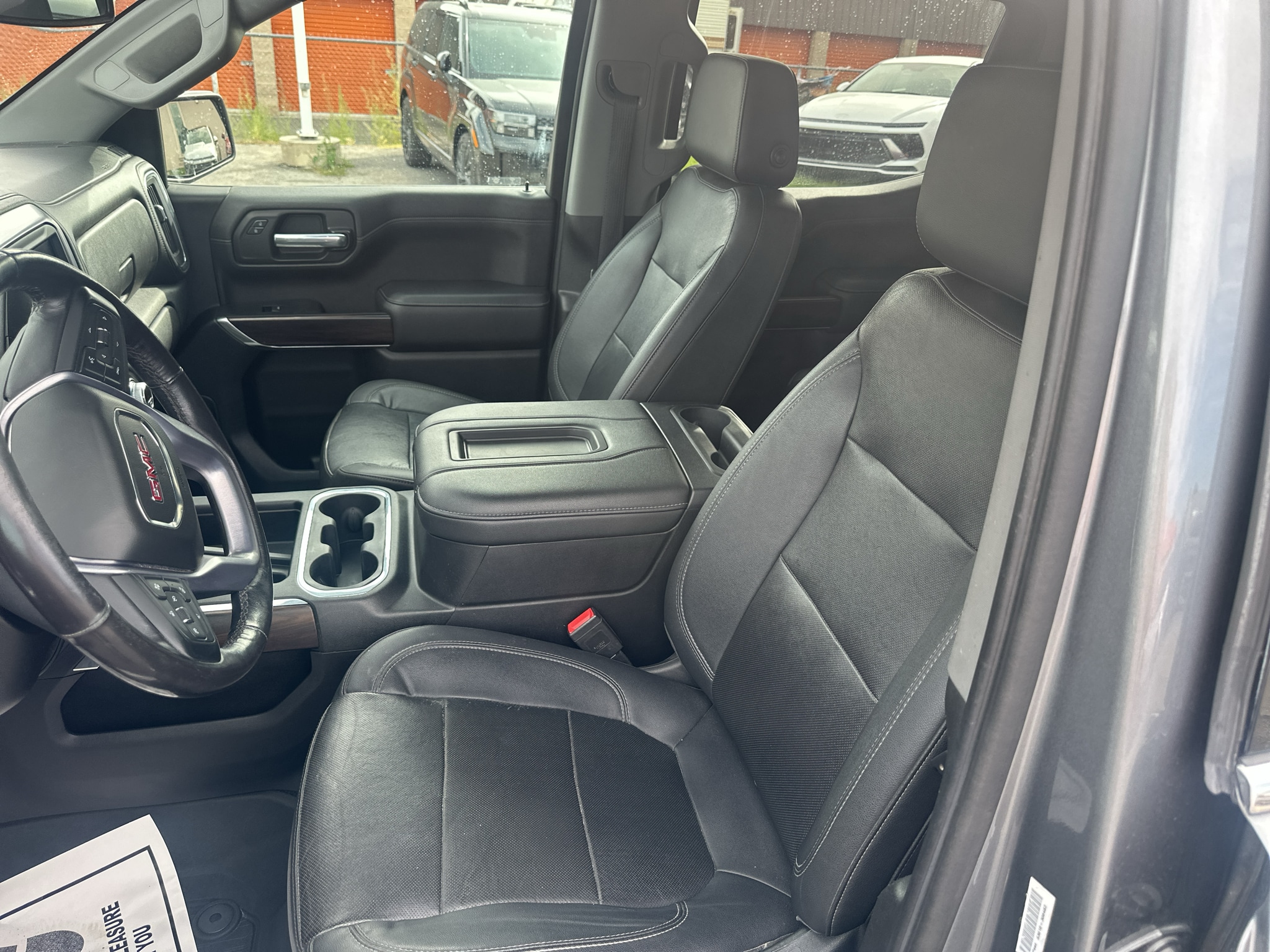 2021 GMC Sierra 1500 SLT - Photo 11