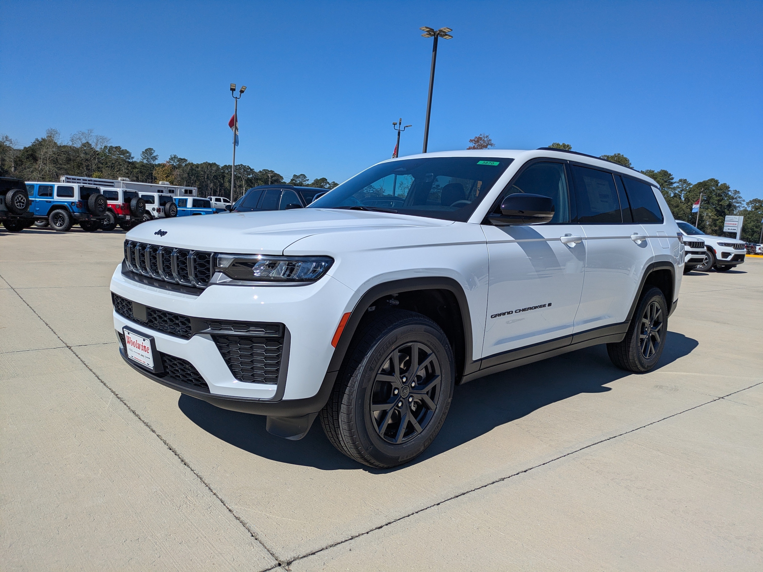 2027 Jeep Grand Cherokee L Laredo