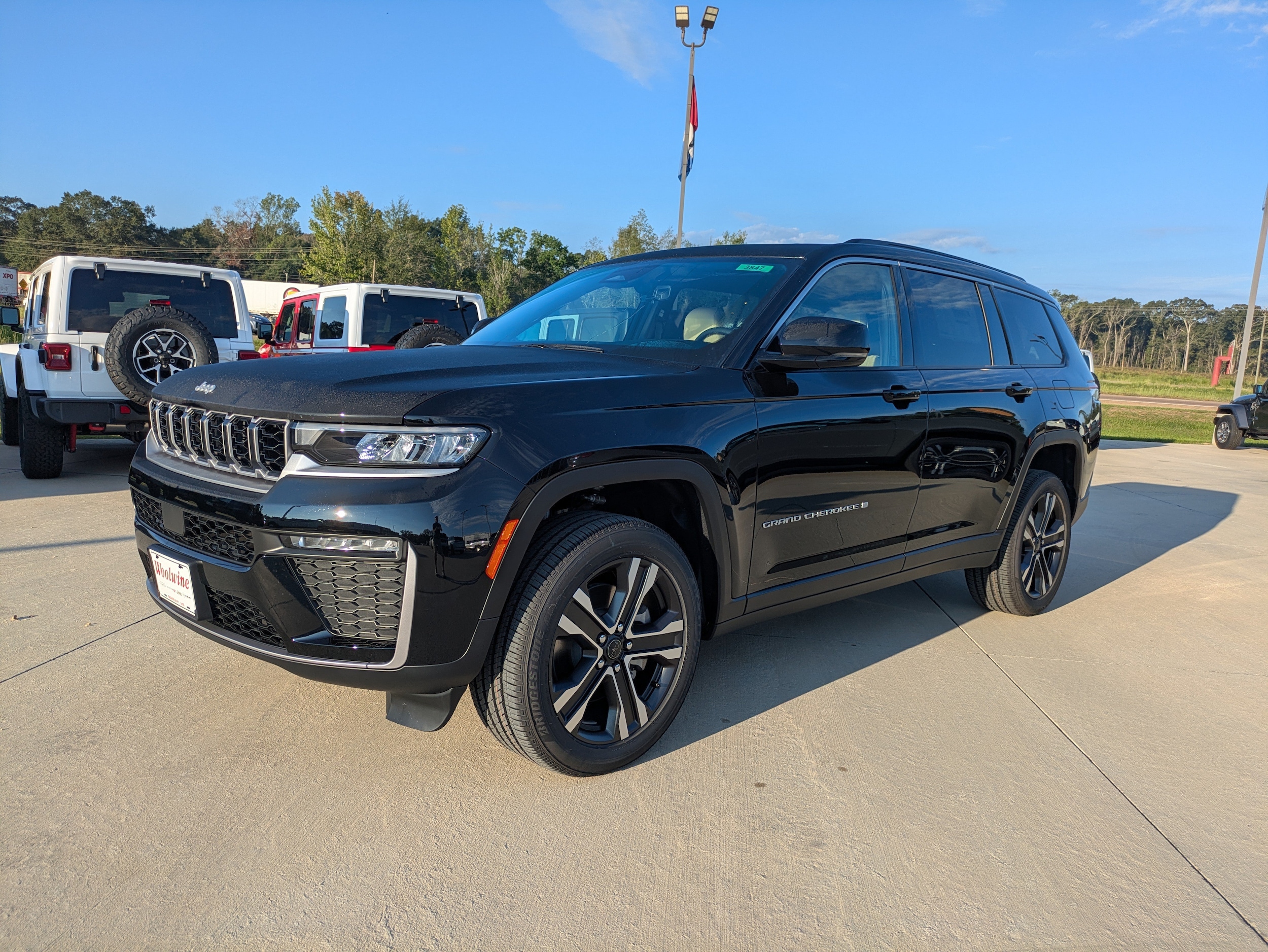 2027 Jeep Grand Cherokee L Limited