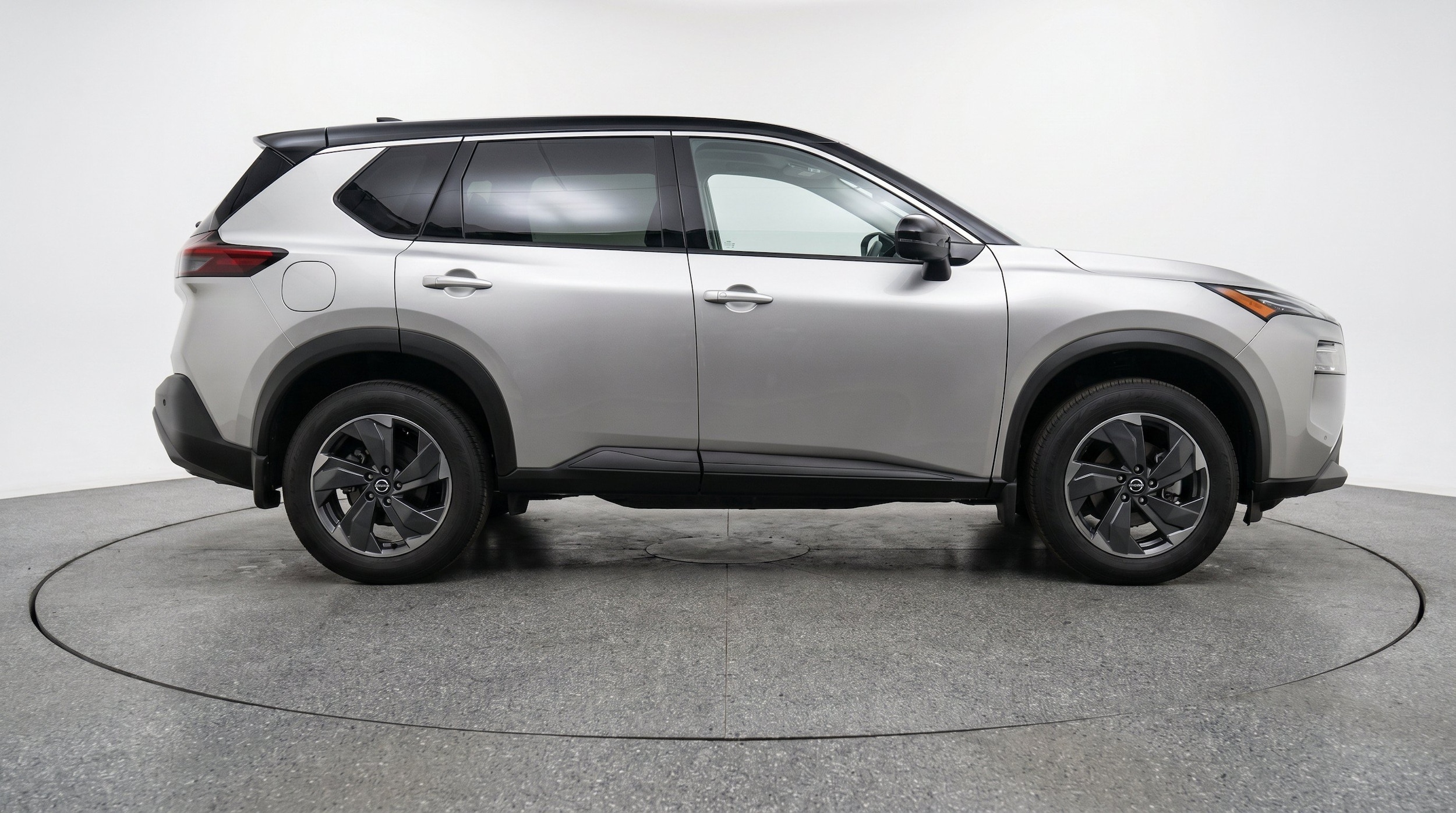 Thumbnail: 2025 Nissan Rogue - 10