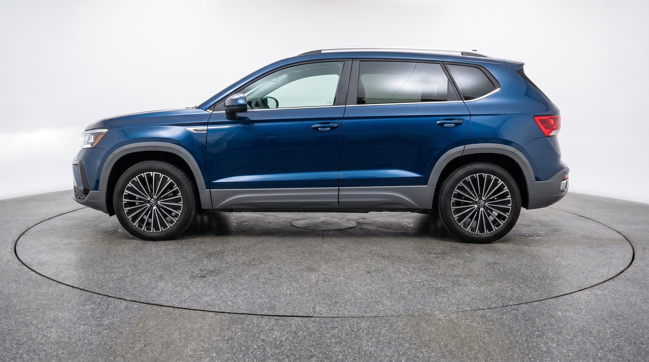 Thumbnail: 2026 Volkswagen Taos - 5