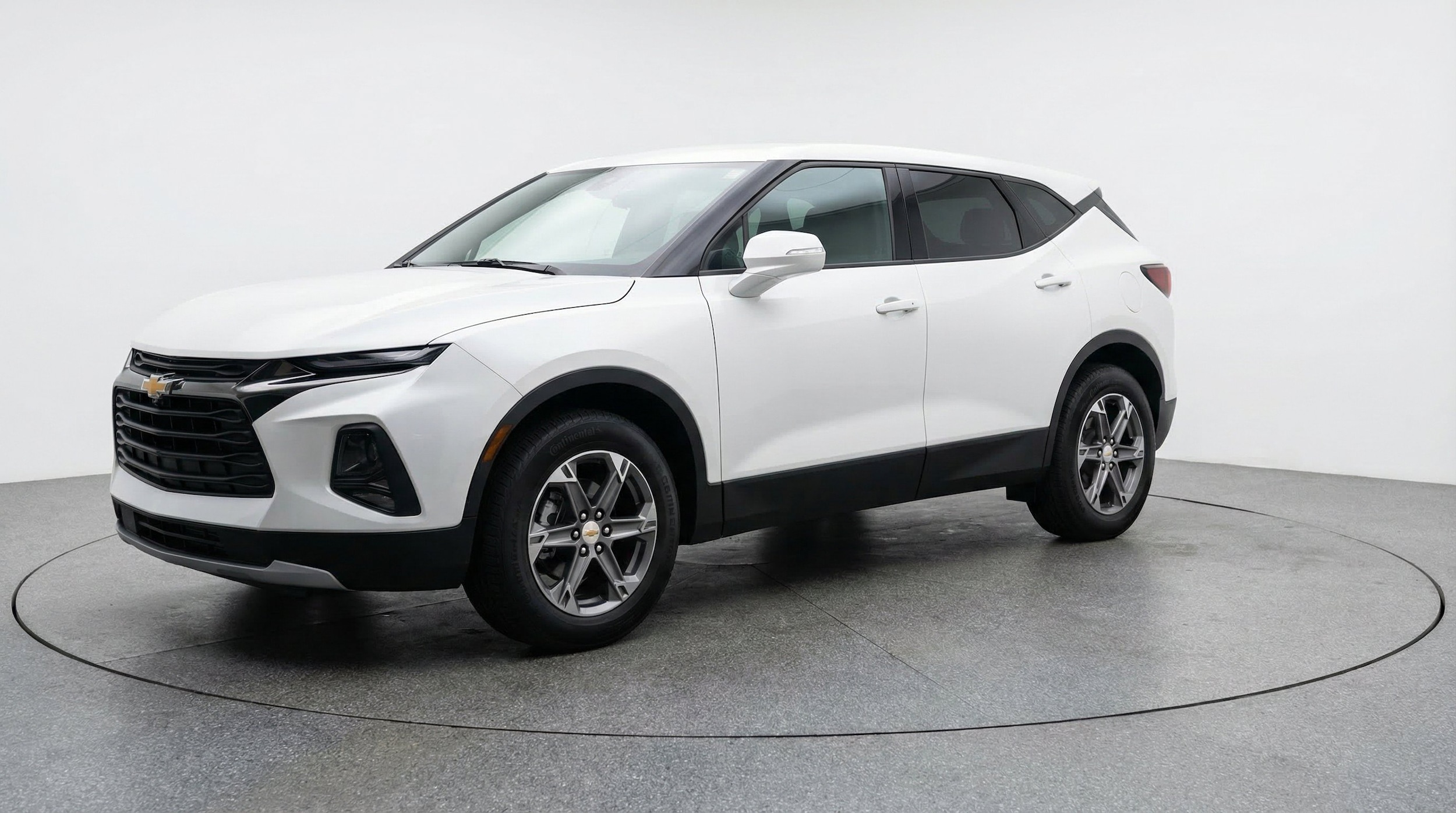 Thumbnail: 2025 Chevrolet Blazer - 3