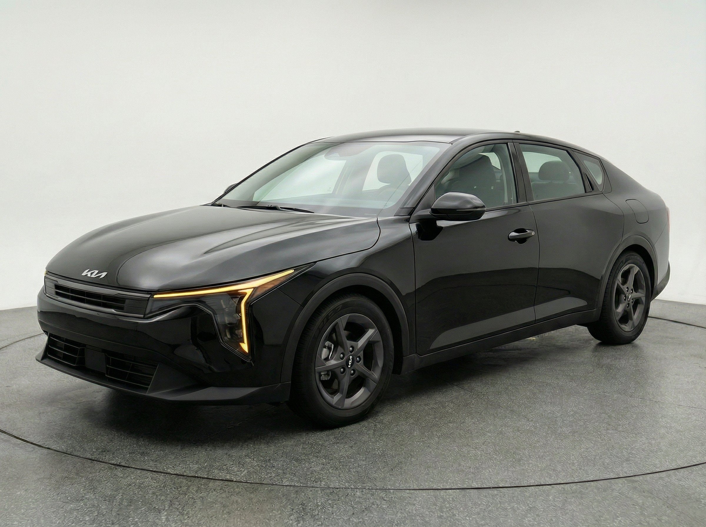 Thumbnail: 2025 Kia K4 - 3