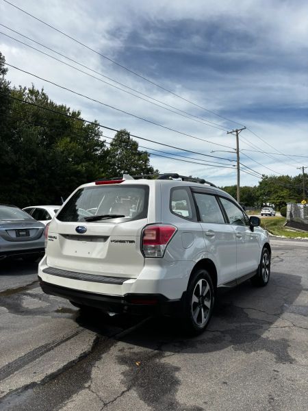 Used 2017 Subaru Forester 2.5i SUV