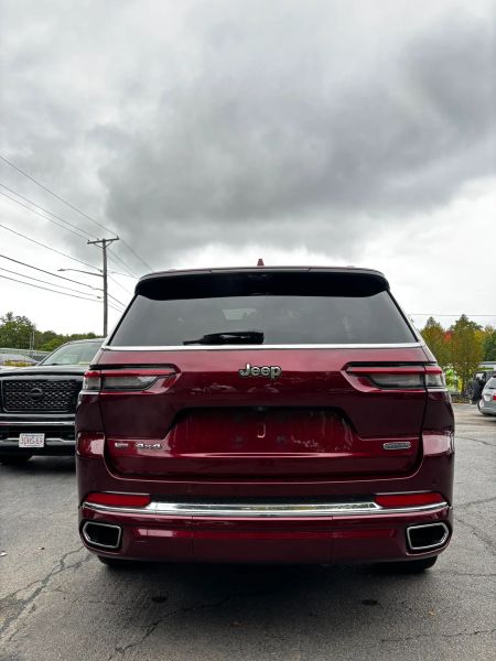 Used 2022 Jeep New Grand Cherokee Overland SUV