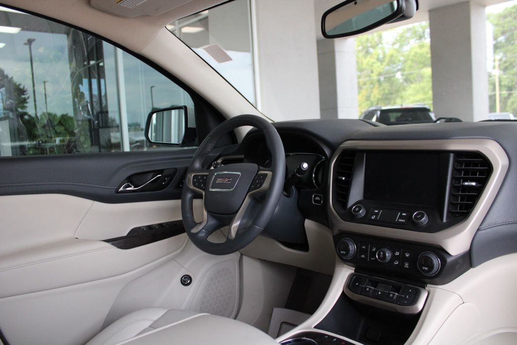 2023 GMC Acadia Denali - Photo 11