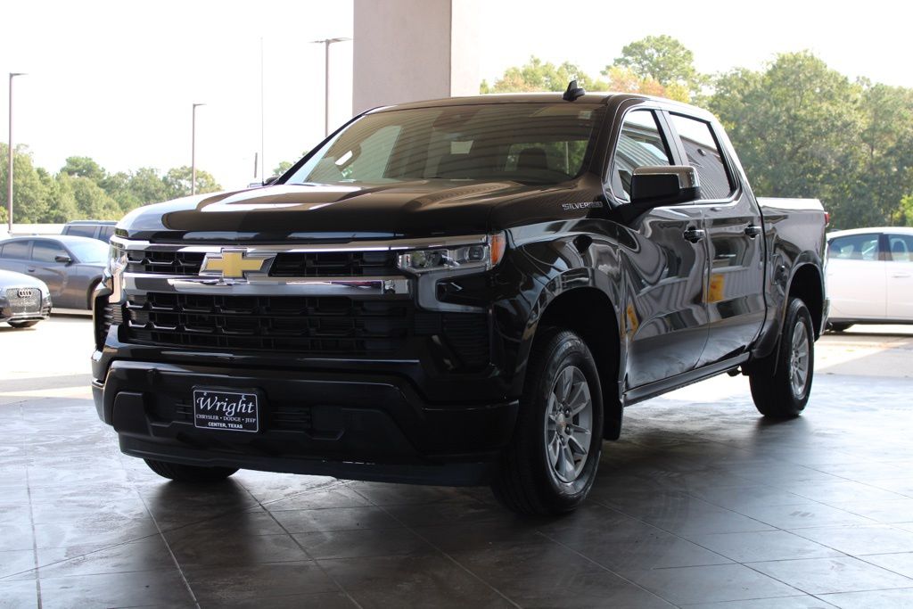 2025 Chevrolet Silverado 1500 LT