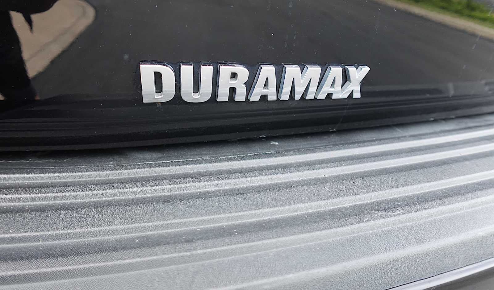 2024 Chevrolet Suburban RST - Photo 11