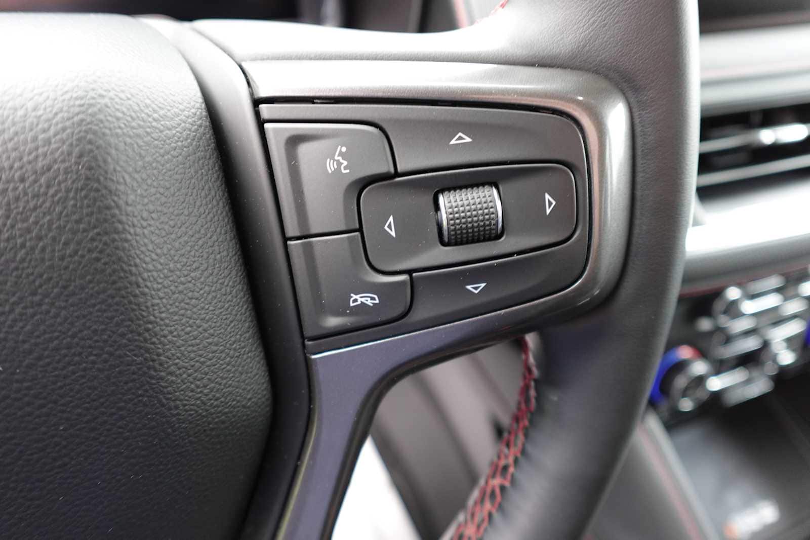 2024 Chevrolet Suburban RST - Photo 18