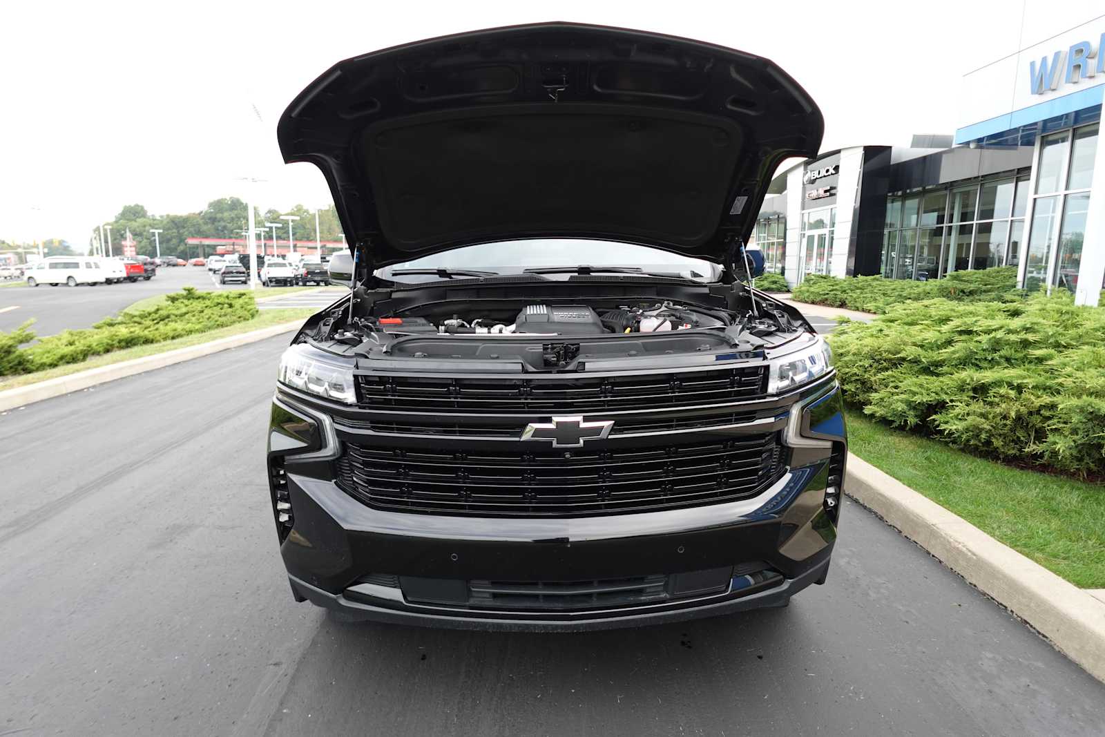 2024 Chevrolet Suburban RST - Photo 34