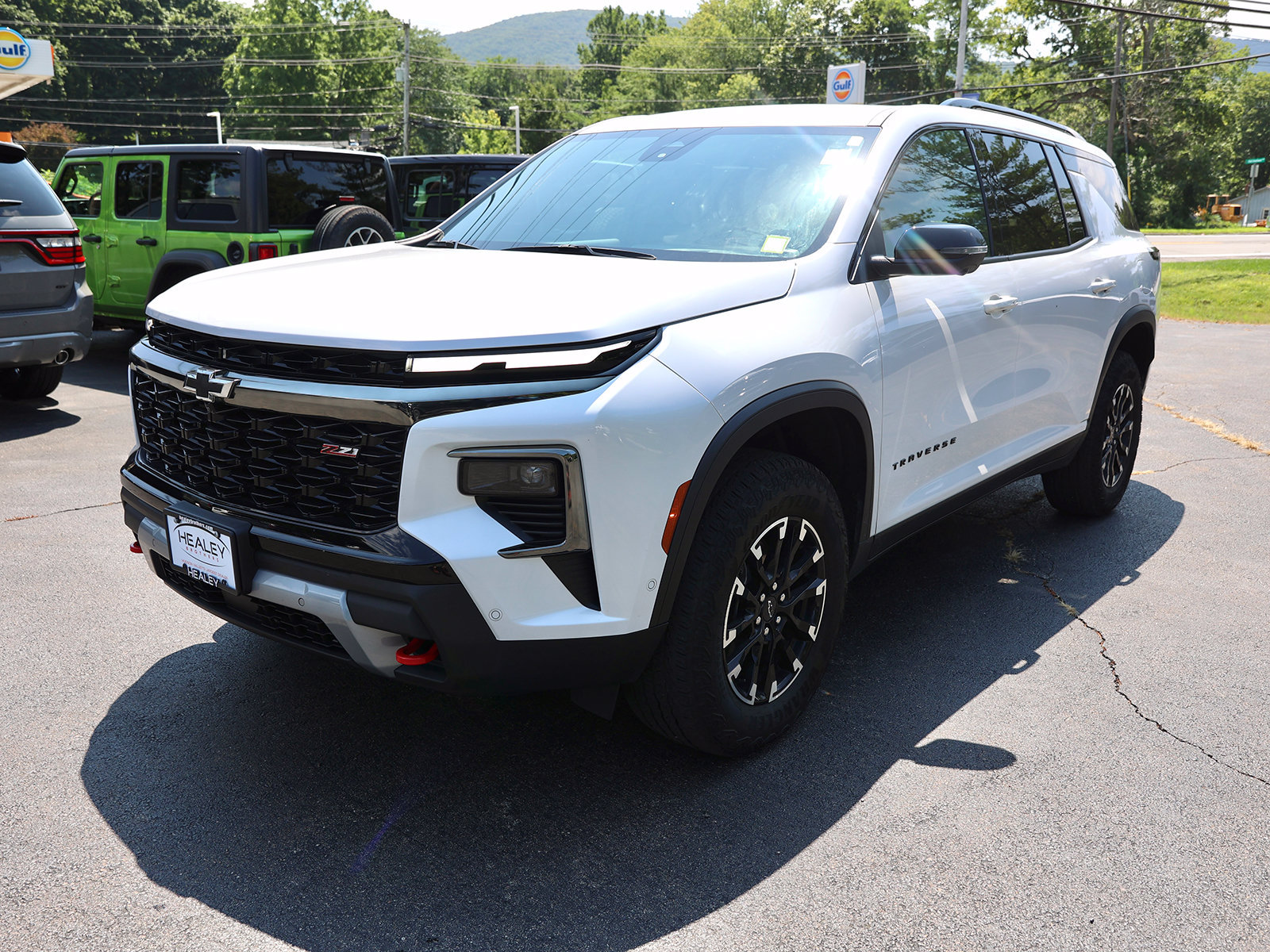 Used 2025 Chevrolet Traverse Z71 SUV
