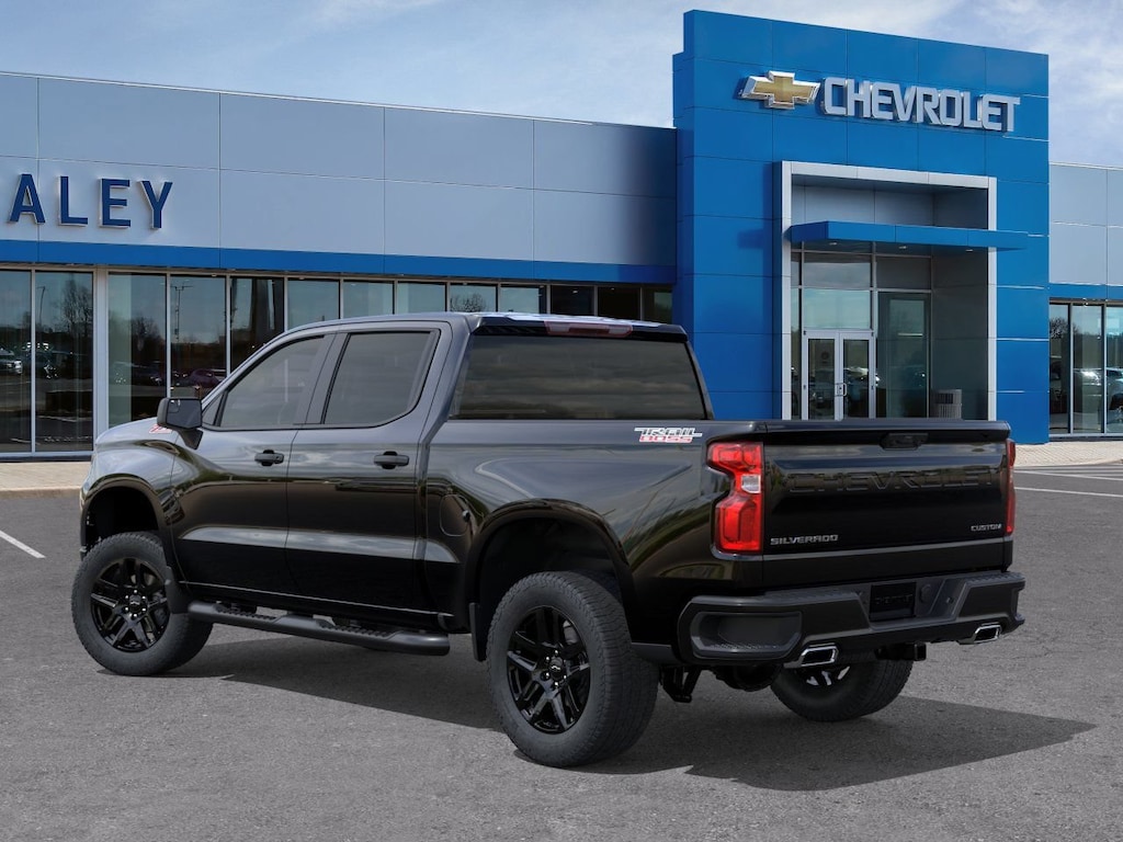 New 2026 Chevrolet Silverado 1500 Custom Trail Boss Truck Crew Cab