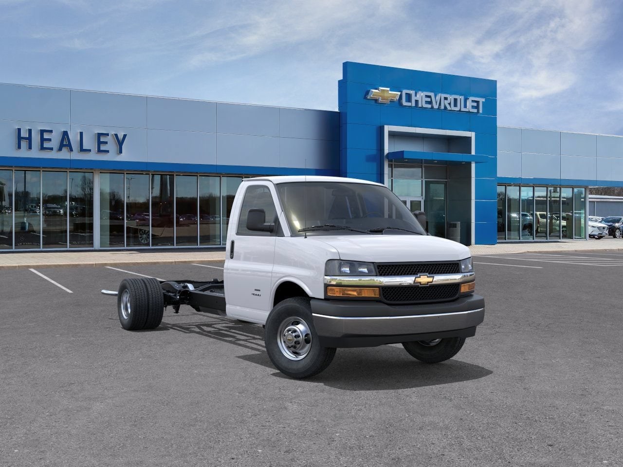 2026 Chevrolet Express Cutaway Base