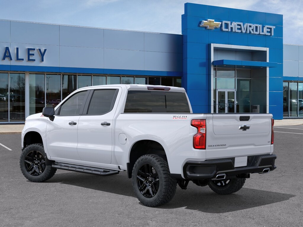 New 2026 Chevrolet Silverado 1500 LT Trail Boss Truck Crew Cab