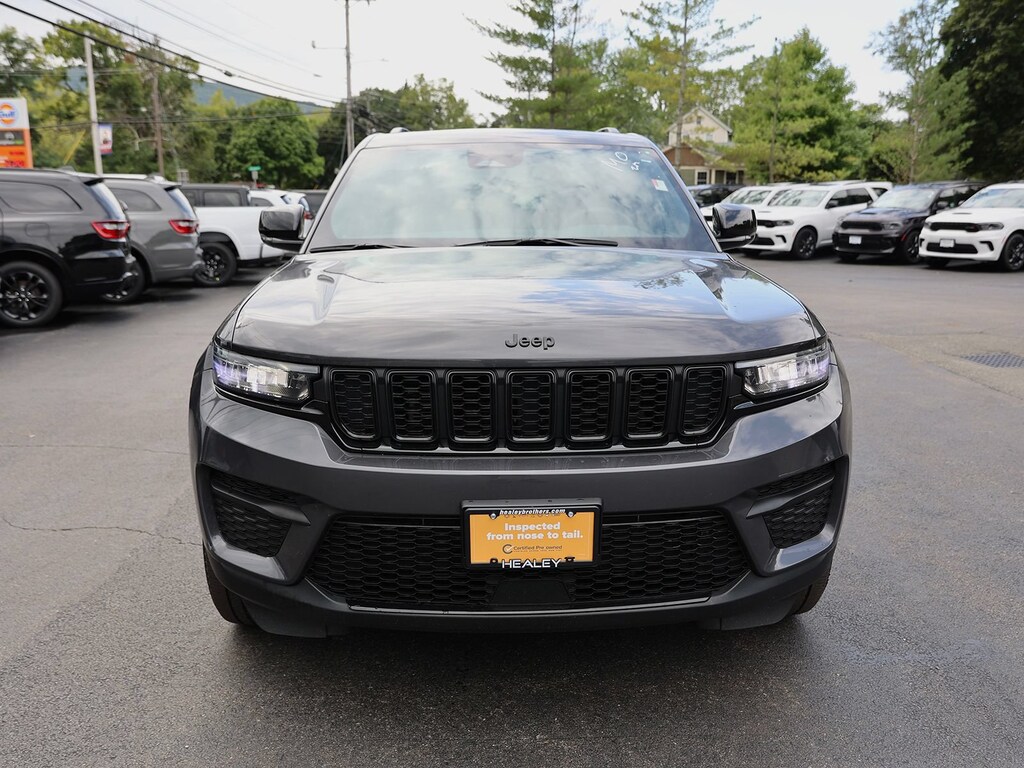 Used 2023 Jeep Grand Cherokee Altitude X 4x4 SUV