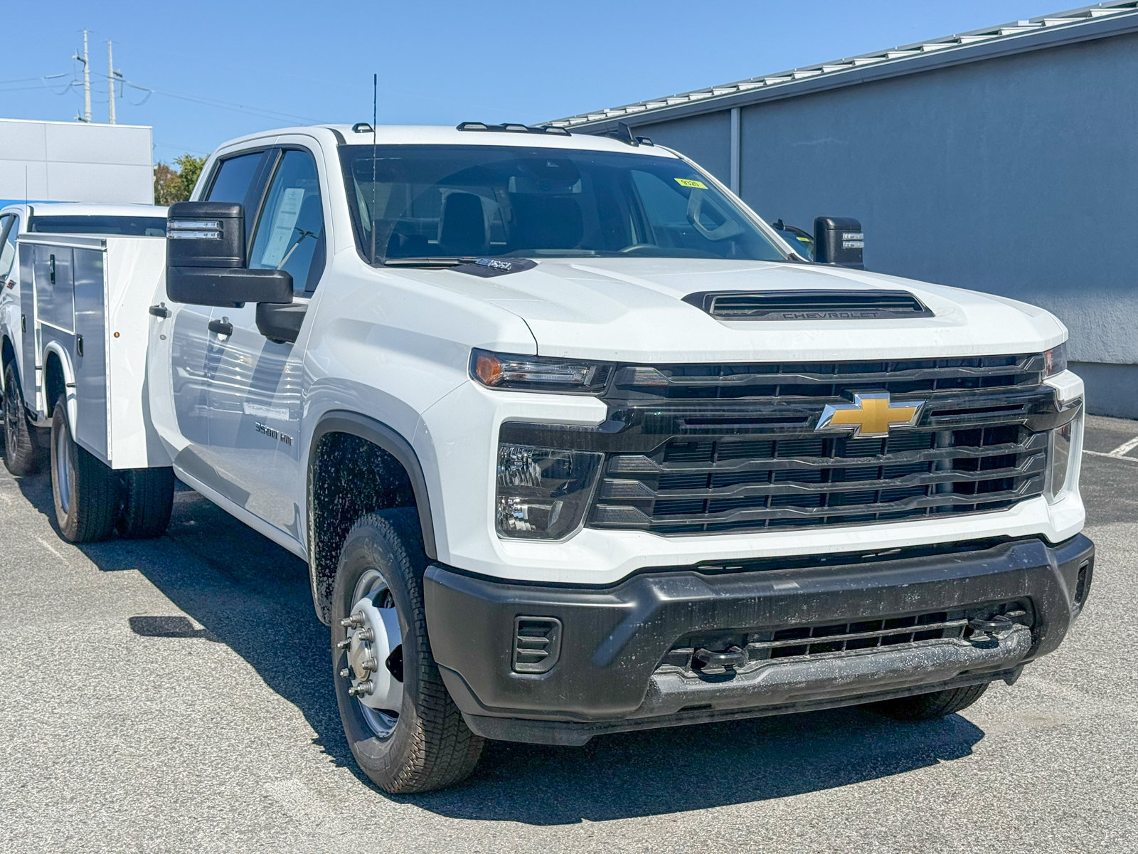  Chevrolet Silverado 3500 HD Chassis Cab