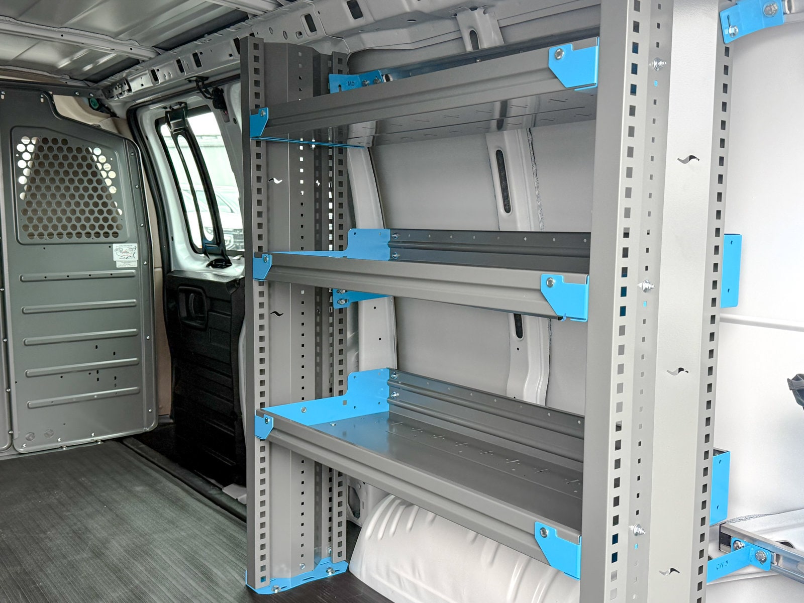 2025 Chevrolet Express Cargo Work Van - Photo 20