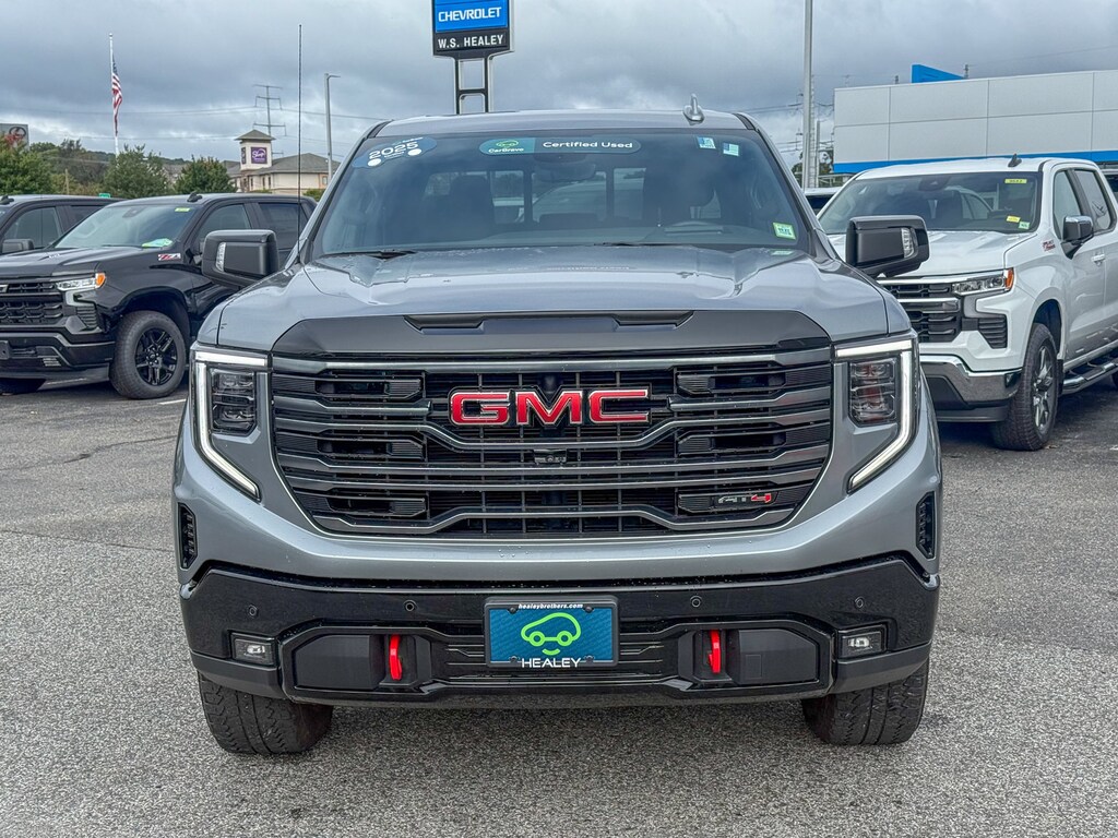 Used 2025 GMC Sierra 1500 AT4 Truck Crew Cab