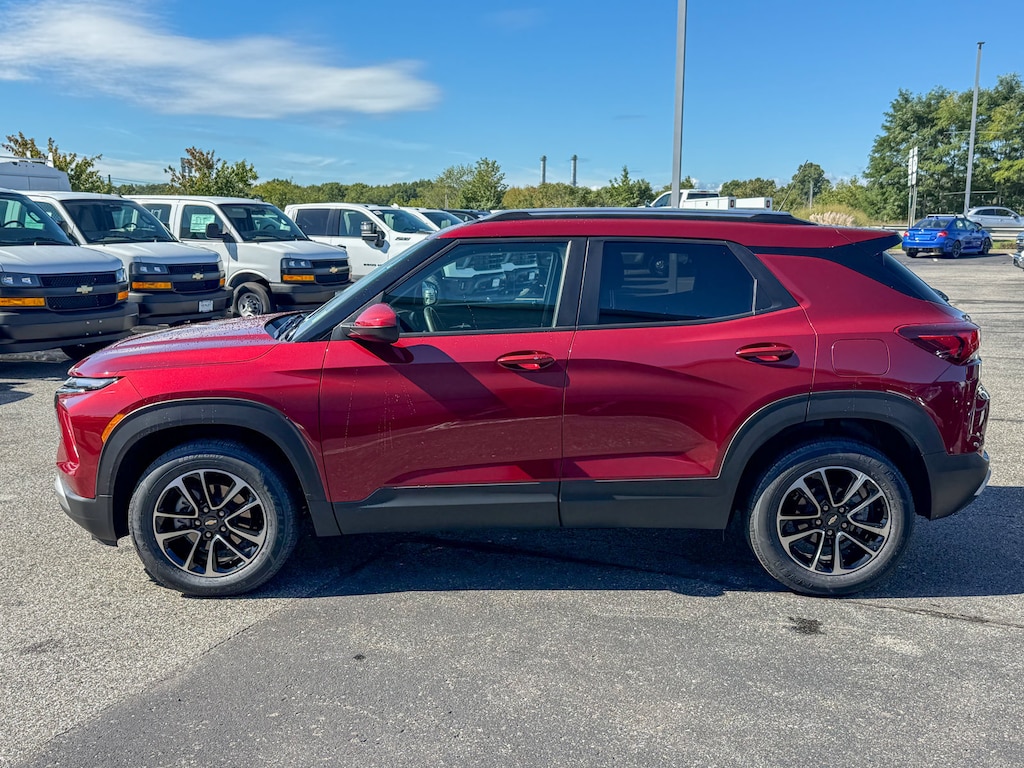 Used 2024 Chevrolet Trailblazer LT SUV
